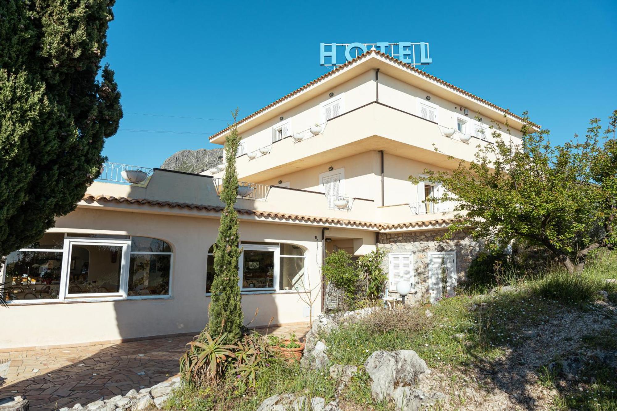 Hotel Belvedere Sperlonga Exterior photo